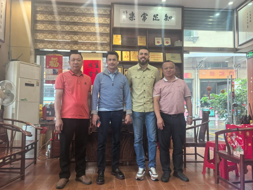 bingfa-steel-international-customer-meeting-in-office-scaled