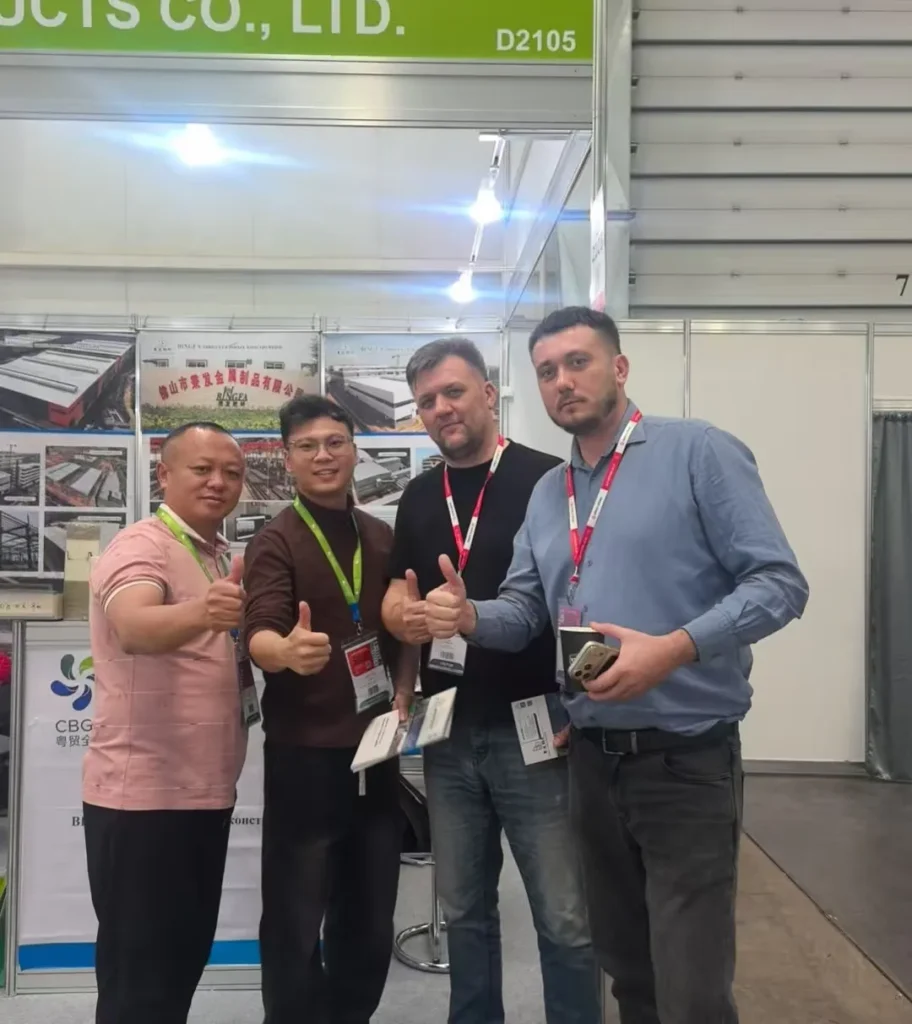 bingfa-steel-team-meeting-clients-at-mosbuild-2026-structure-steel-exhibition