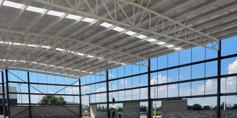 industrial-steel-structure-workshop-interior