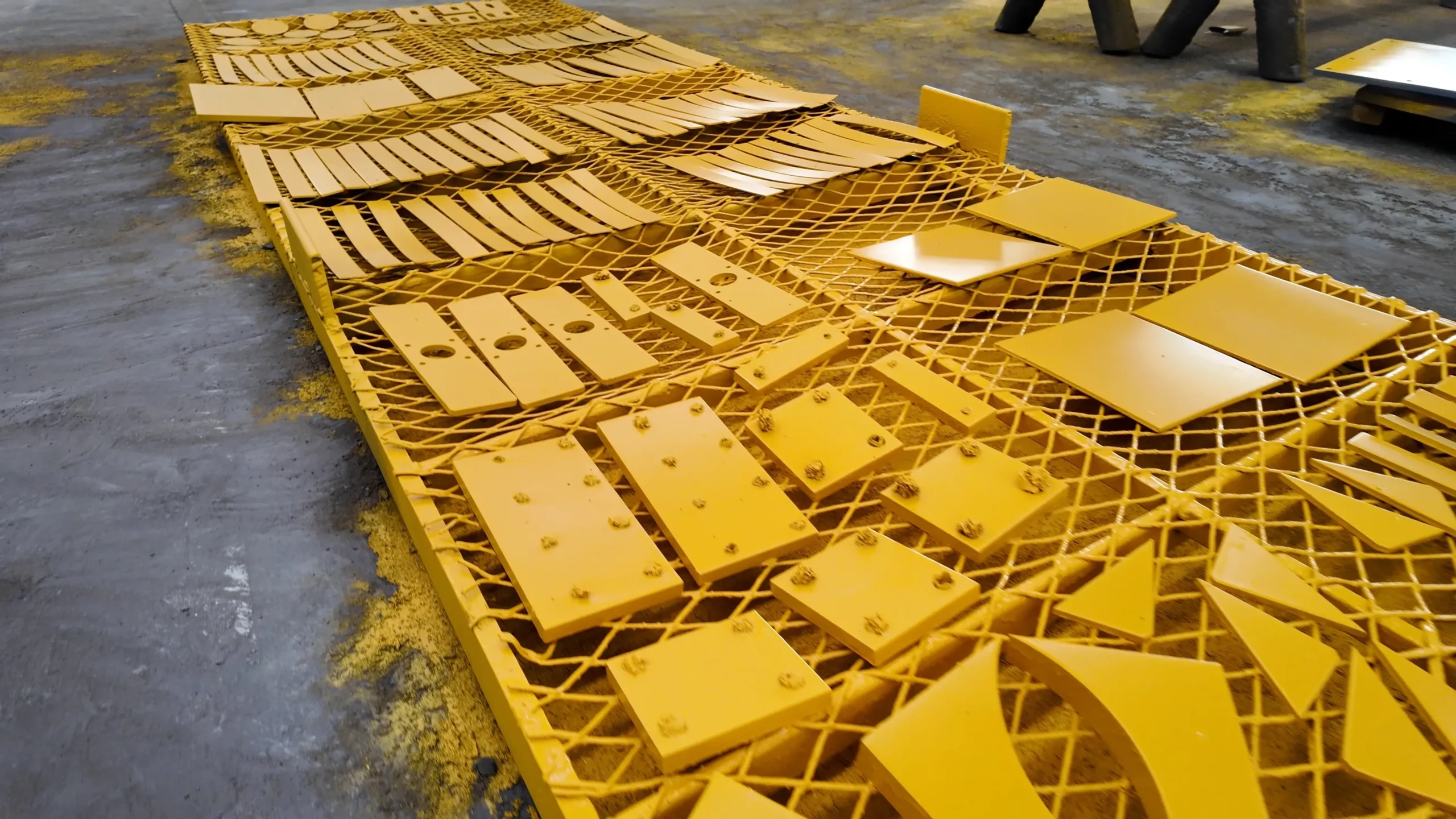 Structural steel components during painting and controlled drying